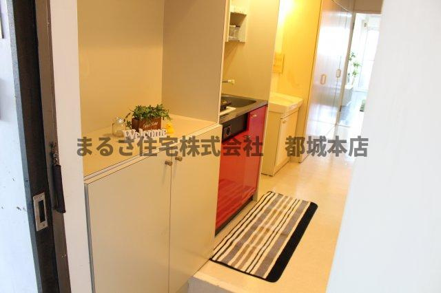 Residence上町　EASTの玄関