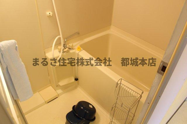 Residence上町　EASTの浴室