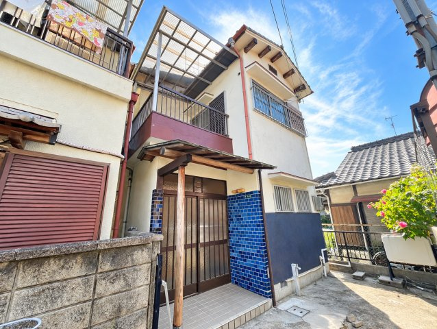 岸和田市八阪町賃貸戸建て
