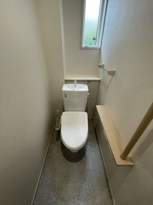 北町5丁目貸家のトイレ