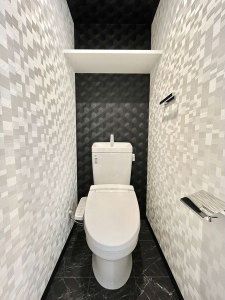 S-RESIDENCE金山Westのトイレ|ゆったりとした空間のトイレです