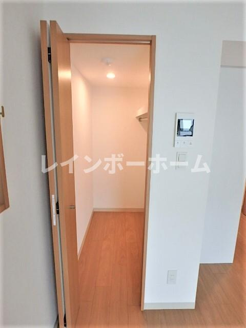 レオ伍拾八番館の収納