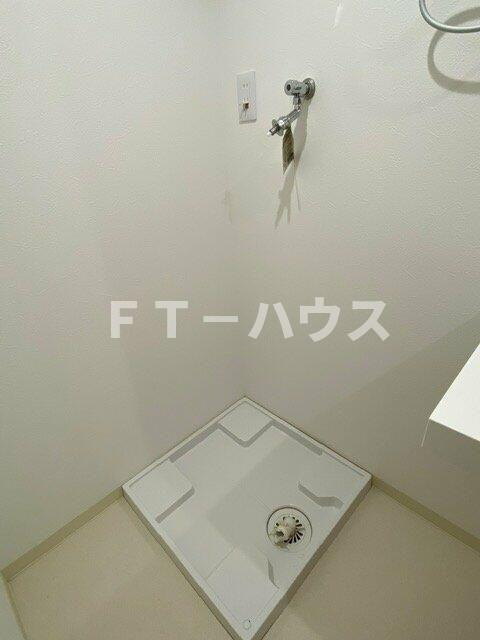 ウィンドワード市川の洗面所