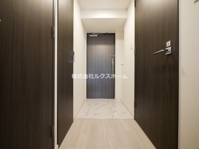 S-RESIDENCE千里丘の玄関