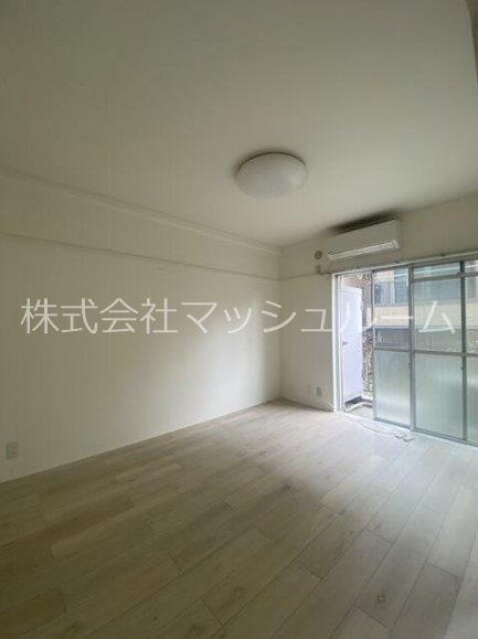 RAYHAUS善福寺川公園の居間・リビング