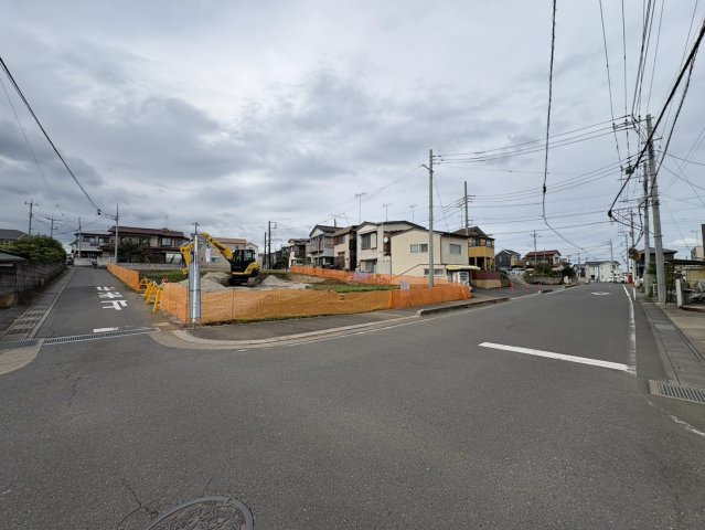 川越市寺尾　建築条件なし売地　東武東上線『新河岸駅』徒歩20分　【寺尾小学区】の前面道路含む現地写真