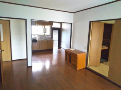 【居間・リビング】 | 今村北一丁目中古住宅