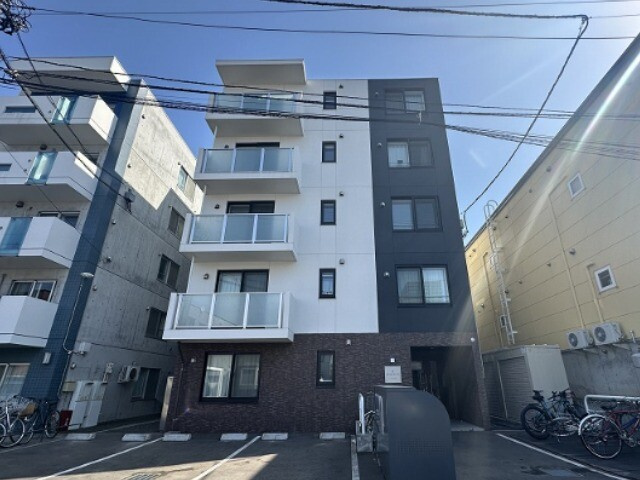 札幌市中央区北一条東１２丁目の賃貸マンション