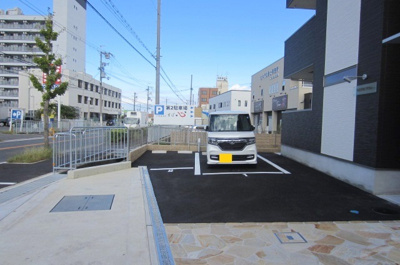 【駐車場】 | セルクル　ブラン