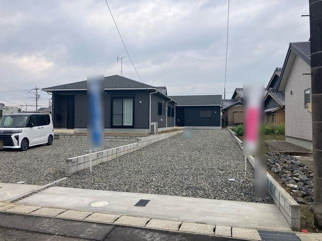 仲介手数料無料）一宮市杉山　第１　2号棟の前面道路含む現地写真