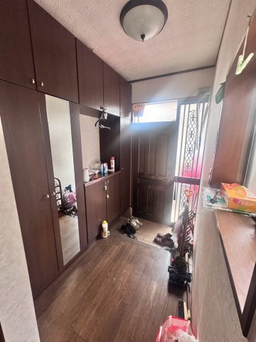 東京都八王子市散田町2丁目の玄関|明るい玄関です
