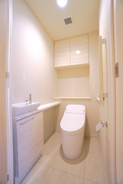 グランドシティタワー月島のトイレ|※写真は同タイプ住戸です。