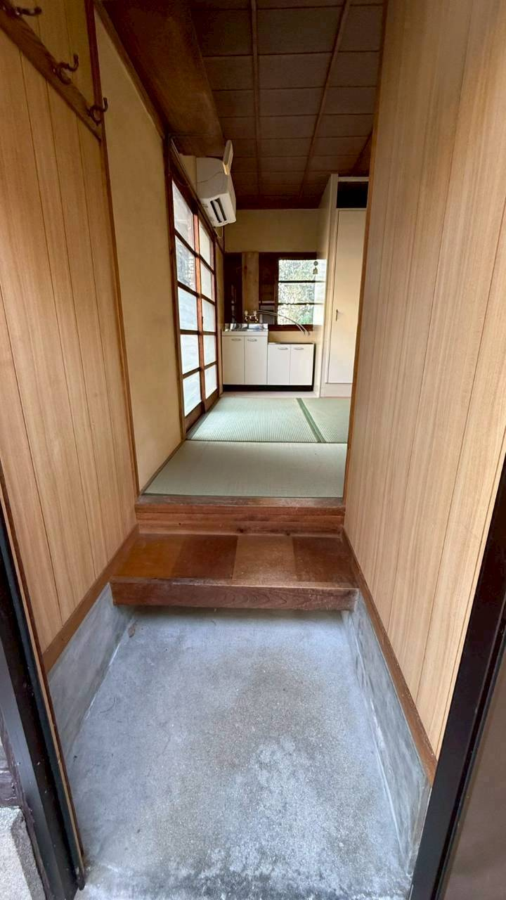 高取山平屋アパートの和室|日本らしい落ち着いた雰囲気の和室です