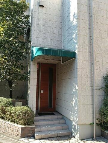 【エントランス】 | シャルム神宮前
