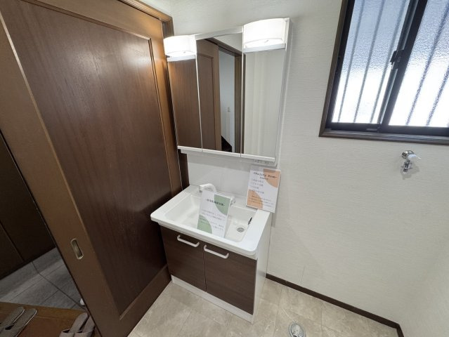 あま市篠田稲荷の独立洗面台|独立洗面台です