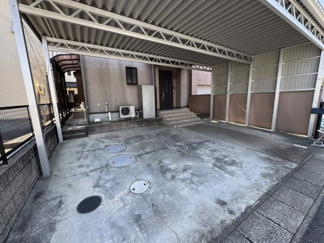 あま市篠田稲荷の駐車場|駐車場の用意があります
