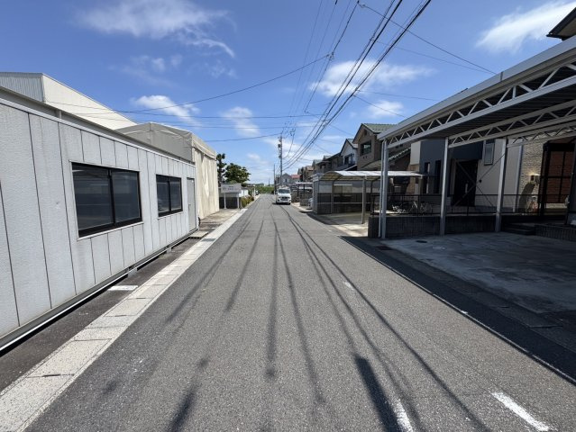 あま市篠田稲荷の前面道路含む現地写真|前面道路含む現地写真です