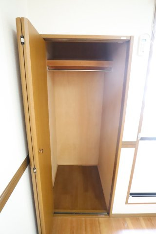 大阪市都島区中野町４丁目の賃貸マンションの収納