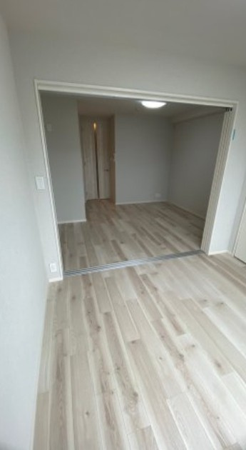 DIPS大山中丸町の洋室