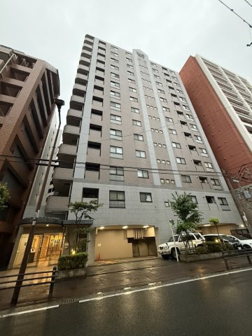 東峰マンションアーバンスクエア博多駅の外観
