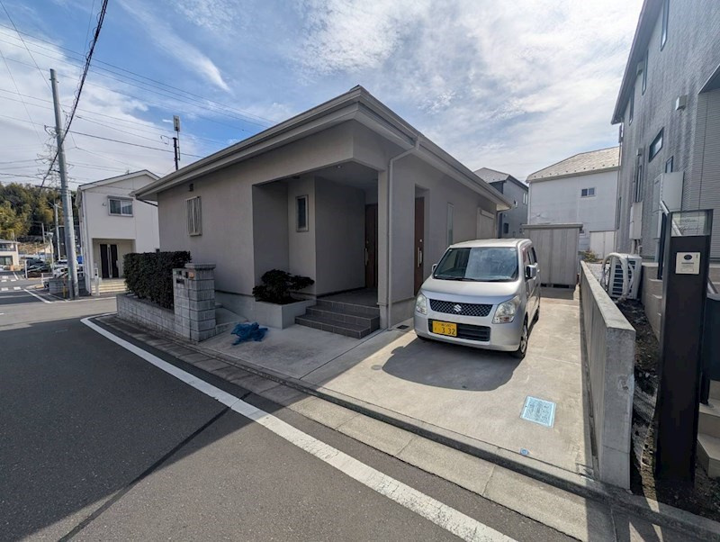 坂浜４丁目貸家の外観