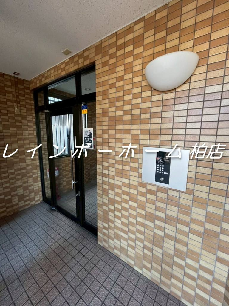 ▶非対面対応◀接客・申込・契約オンライン！LINE×相談可！のエントランス|毎日通るエントランスはこのようになっています