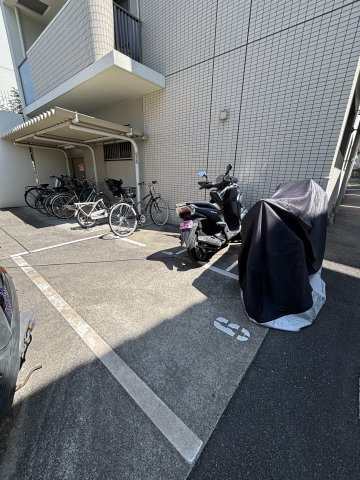 Belle Courの駐車場