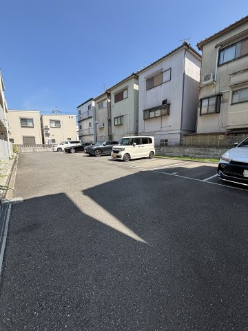 Belle Courの駐車場