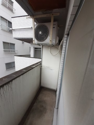 キャッスルマンション東寺尾のバルコニー
