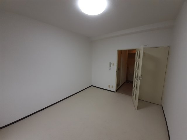 キャッスルマンション東寺尾の居間・リビング
