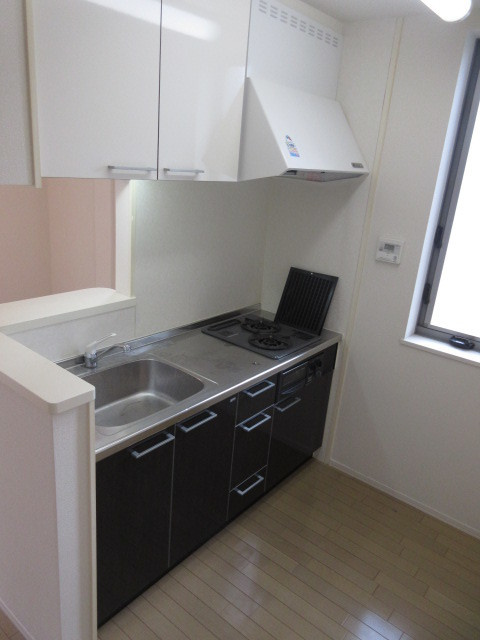 ベルデント柏のキッチン|★ガス２口グリル付システムキッチン★別部屋参考写真