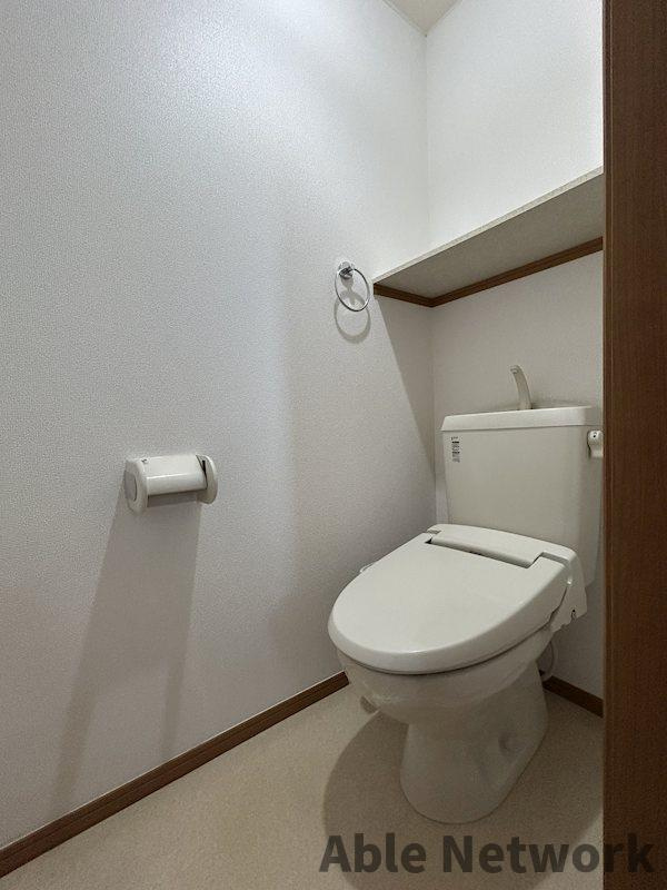 MIRAING Vのトイレ|シャワー付きのトイレです！