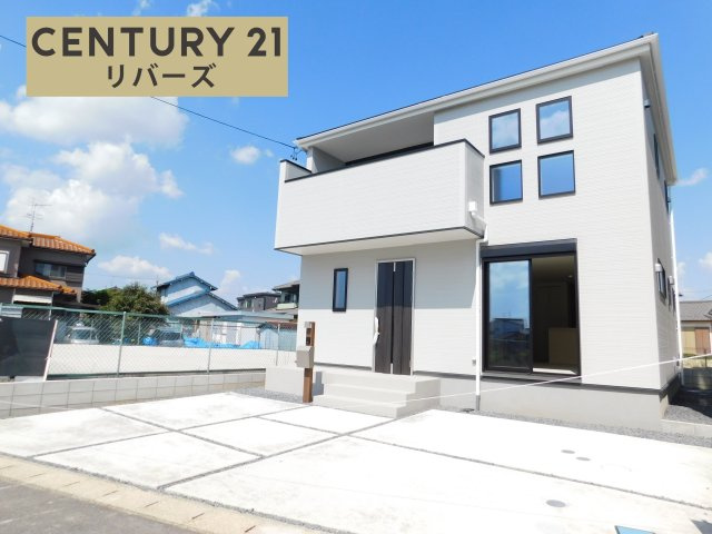 海部郡蟹江町富吉１丁目の新築一戸建の前面道路含む現地写真|☆１号棟☆ 　　新価格！！いつでもご案内できます♪（お問合せ当日、平日、水曜、夜間でもＯＫ）　長期優良住宅♪　ゆとりの４ＬＤＫ♪　南向き、陽当たり良好！　駐車並列３台ＯＫ！