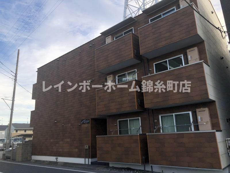 WED COURT Yの外観