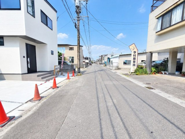 大塚町宮田の前面道路含む現地写真