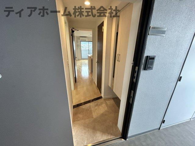 香芝市穴虫の賃貸マンションの玄関