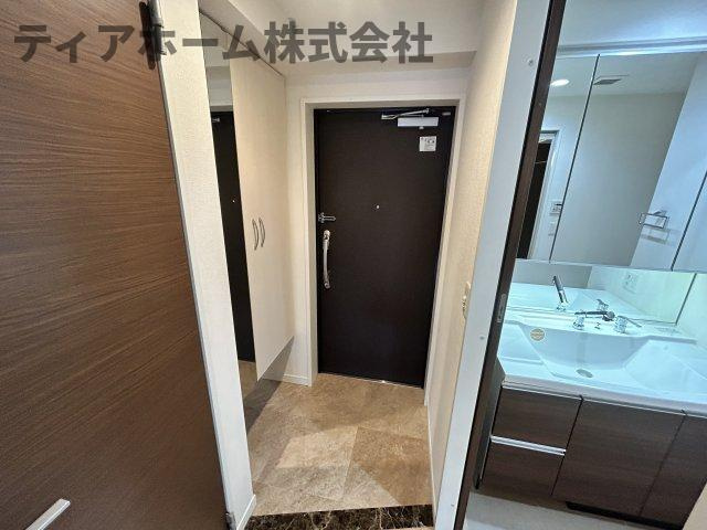 香芝市穴虫の賃貸マンションの玄関