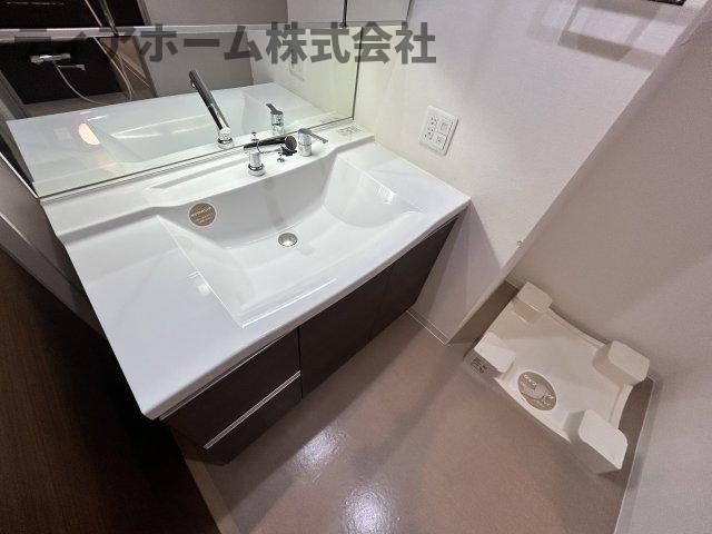 香芝市穴虫の賃貸マンションの独立洗面台