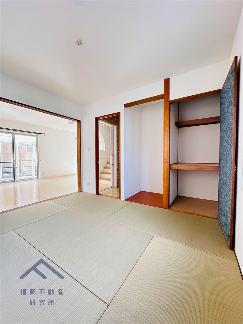 西区西の丘３丁目　戸建ての和室