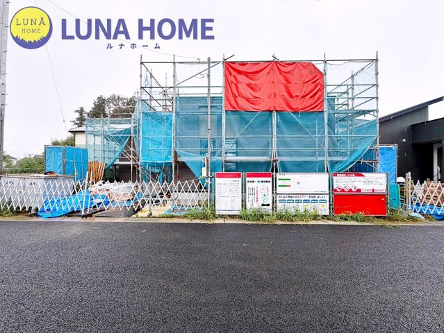 土浦市高岡　新築戸建　5号棟の前面道路含む現地写真