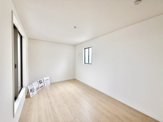 岩出市中島　新築戸建の洋室