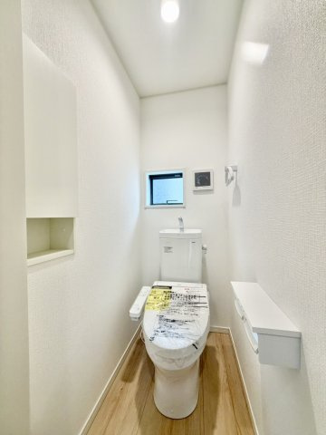岩出市中島　新築戸建のトイレ