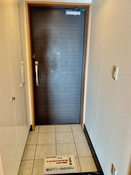 プレミアコンフォート高井戸の玄関|きれいな玄関です