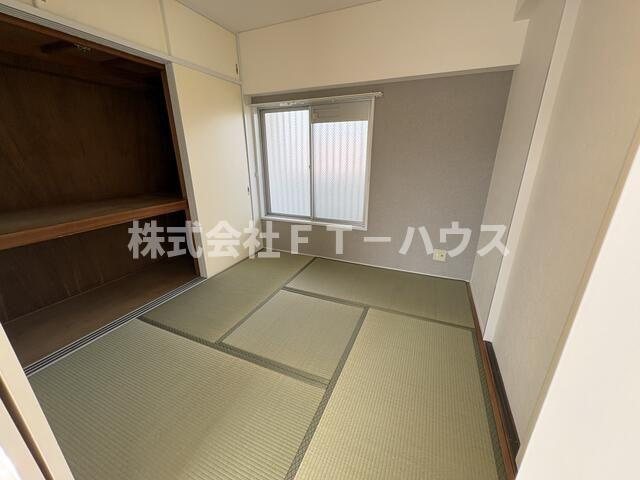 メゾン夏見の寝室