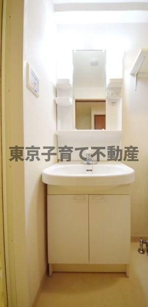 コンフォリア文京白山の洗面所
