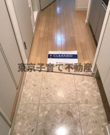 コンフォリア文京白山の玄関