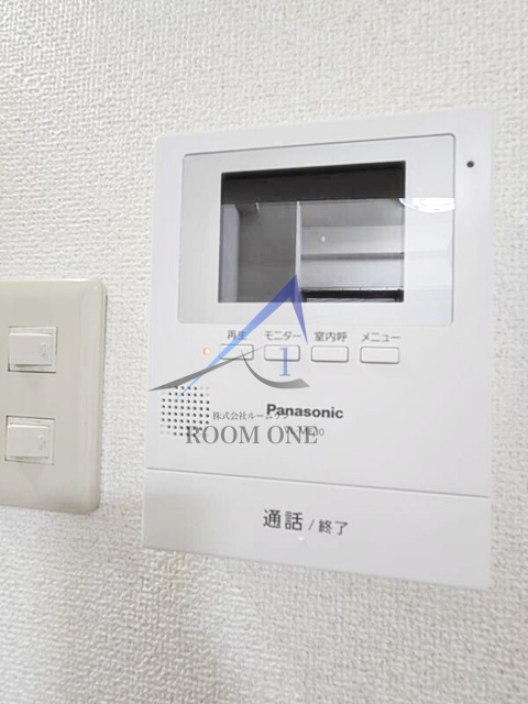 ドミール立山のセキュリティ|モニター付きインターホンです。