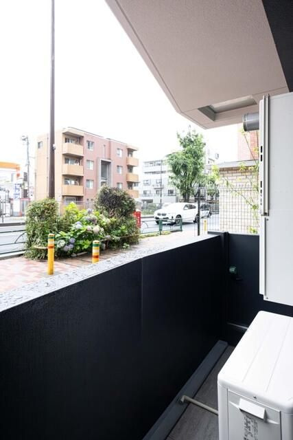 Ｓ－ＲＥＳＩＤＥＮＣＥ目黒大岡山ｂｒｅｓａのバルコニー