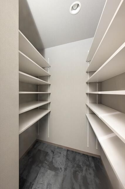 Ｓ－ＲＥＳＩＤＥＮＣＥ目黒大岡山ｂｒｅｓａの収納