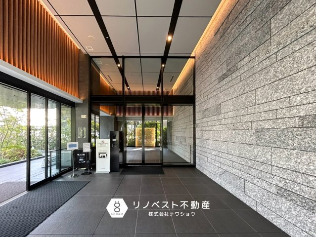 シティテラス若江岩田のロビー|【リノベスト不動産】弊社では売却のご相談も受付中！まずは一度ご相談ください♪

